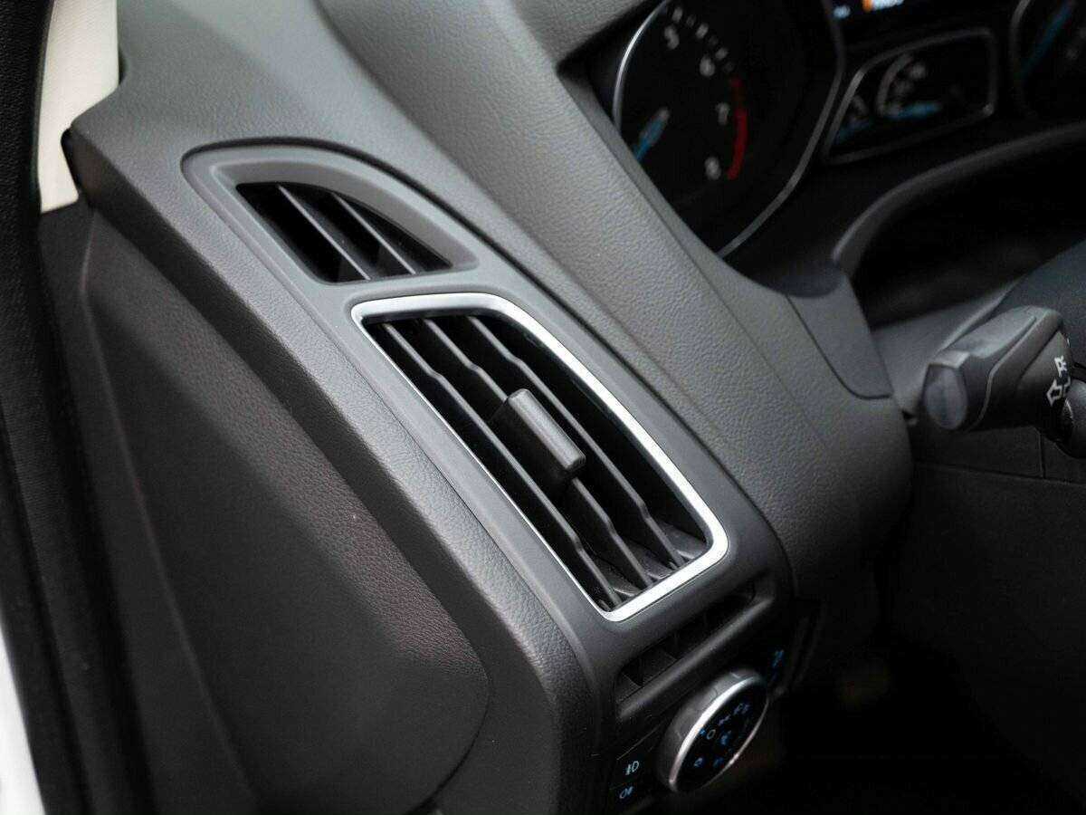 Форд Фокус б/у, 2016, Автоматическая. Фото: #19