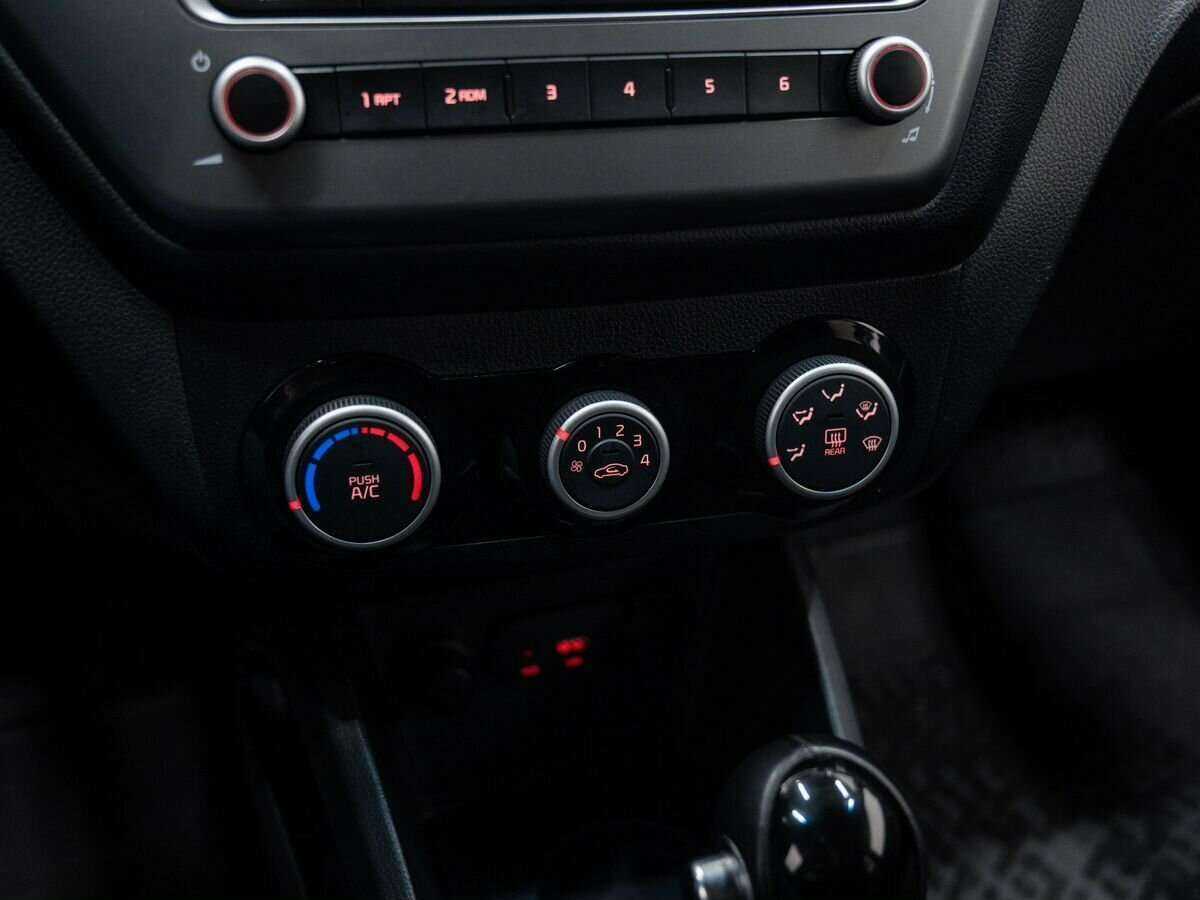 Киа Рио б/у, 2015, Автоматическая. Фото: #24