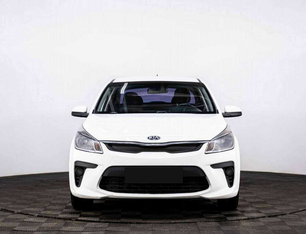 Киа Рио б/у, 2018, Механическая. Фото: #1
