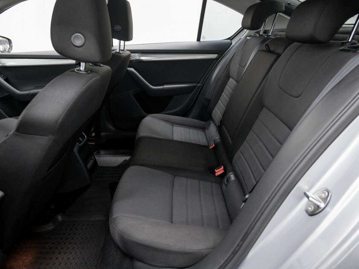 Шкода Октавия б/у, 2013, Роботизированная. Фото: #12