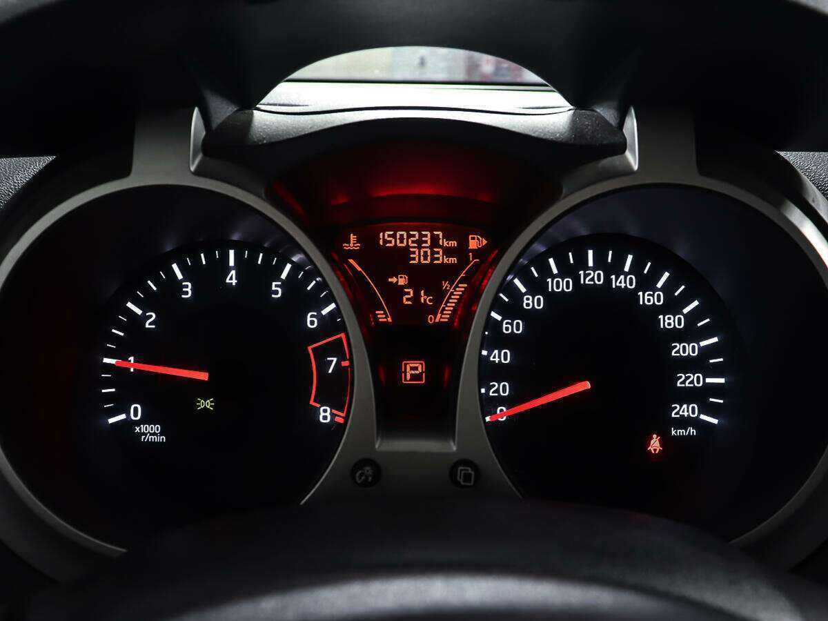 Ниссан Жук б/у, 2013, Вариатор. Фото: #12