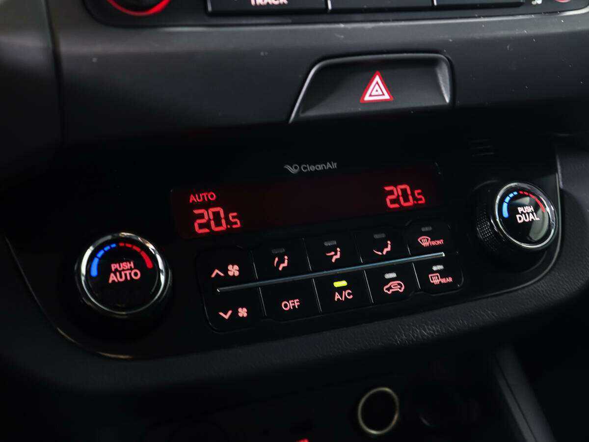 Киа Спортейдж б/у, 2012, Автоматическая. Фото: #18