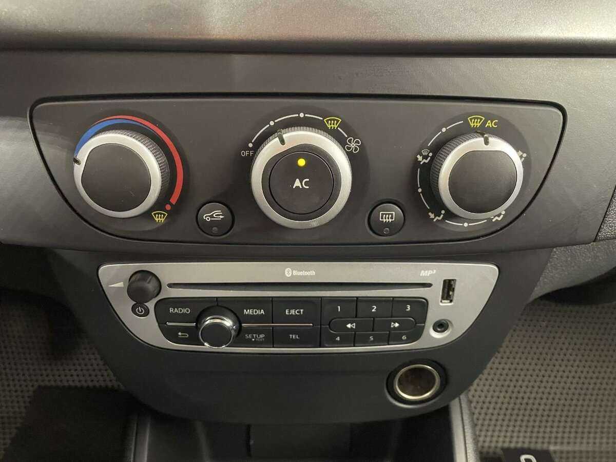 Рено Флюенс б/у, 2015, Механическая. Фото: #11