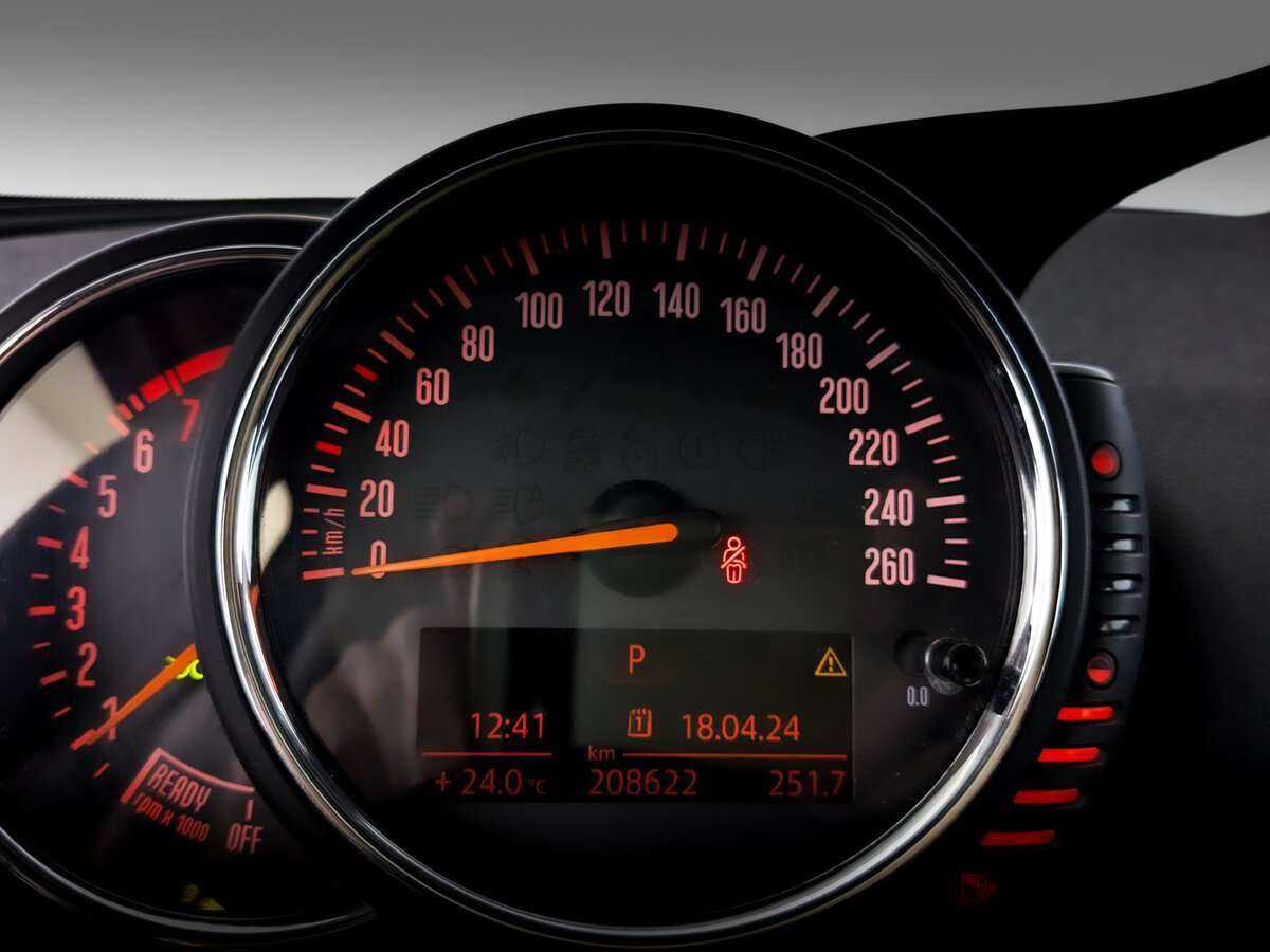 Мини Клубмэн б/у, 2017, Автоматическая. Фото: #10