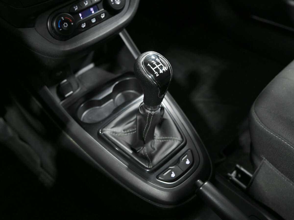 Лада (ВАЗ) Веста б/у, 2019, Механическая. Фото: #9