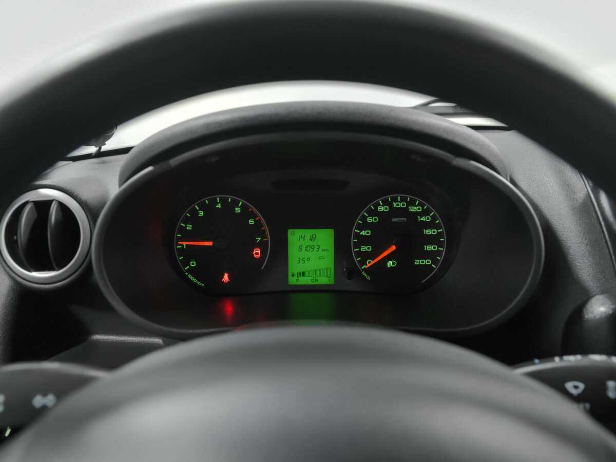 Лада (ВАЗ) Гранта б/у, 2015, Механическая. Фото: #6