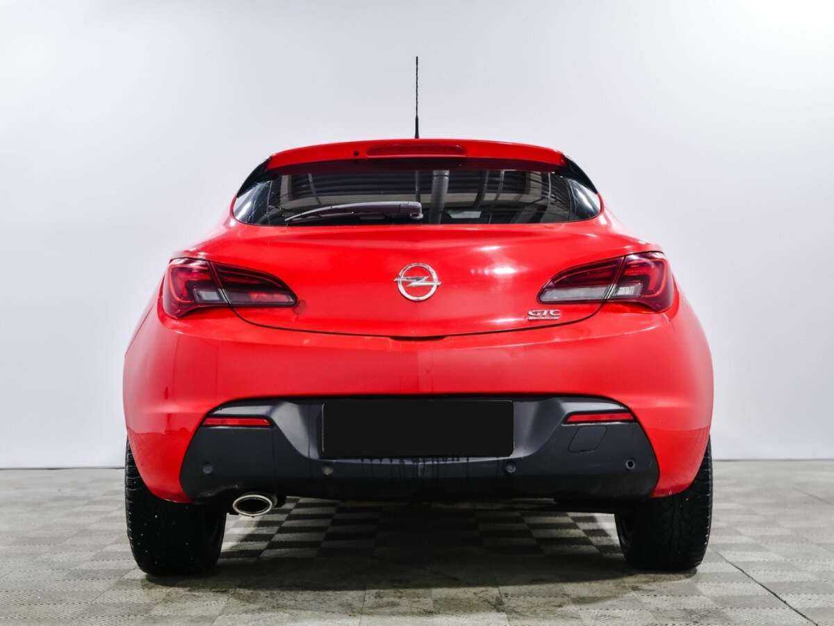 Опель Астра б/у, 2013, Автоматическая. Фото: #2