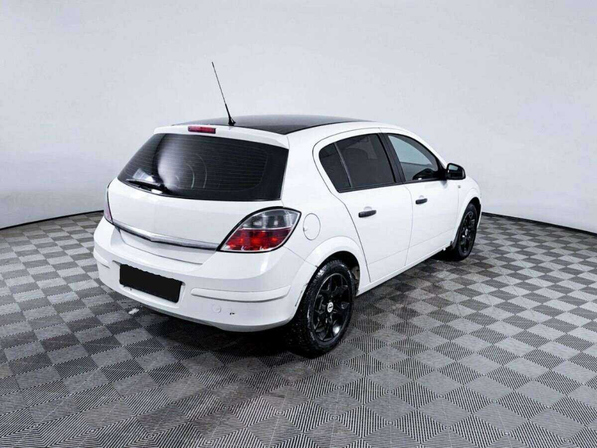 Опель Астра б/у, 2012, Механическая. Фото: #3