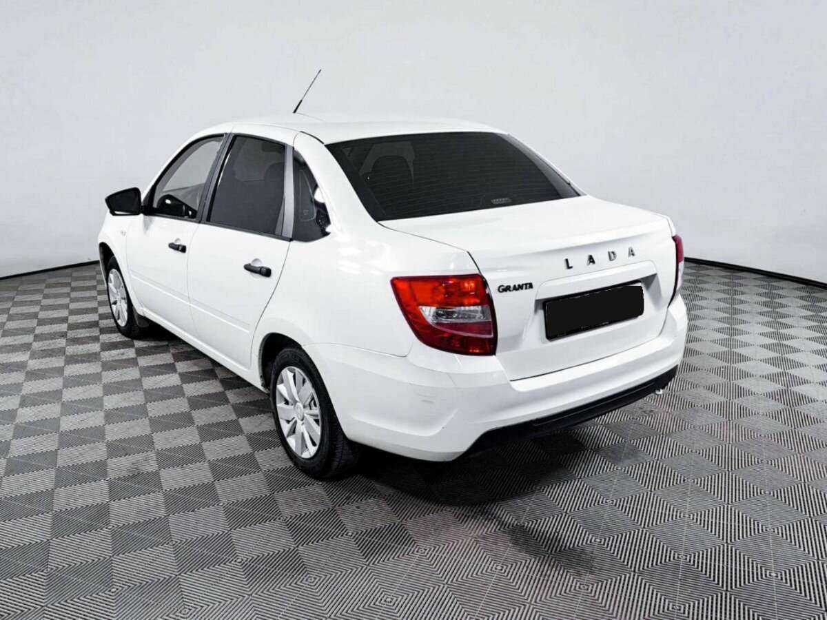 Лада (ВАЗ) Гранта б/у, 2018, Механическая. Фото: #6