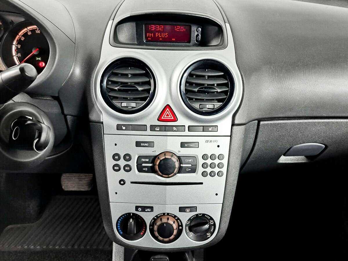 Опель Корса б/у, 2012, Роботизированная. Фото: #12