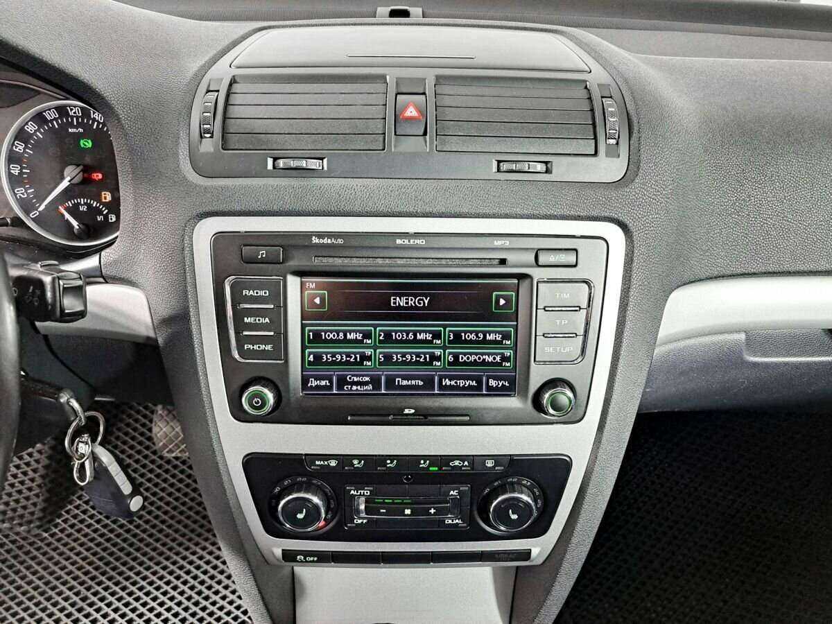 Шкода Октавия б/у, 2012, Автоматическая. Фото: #11