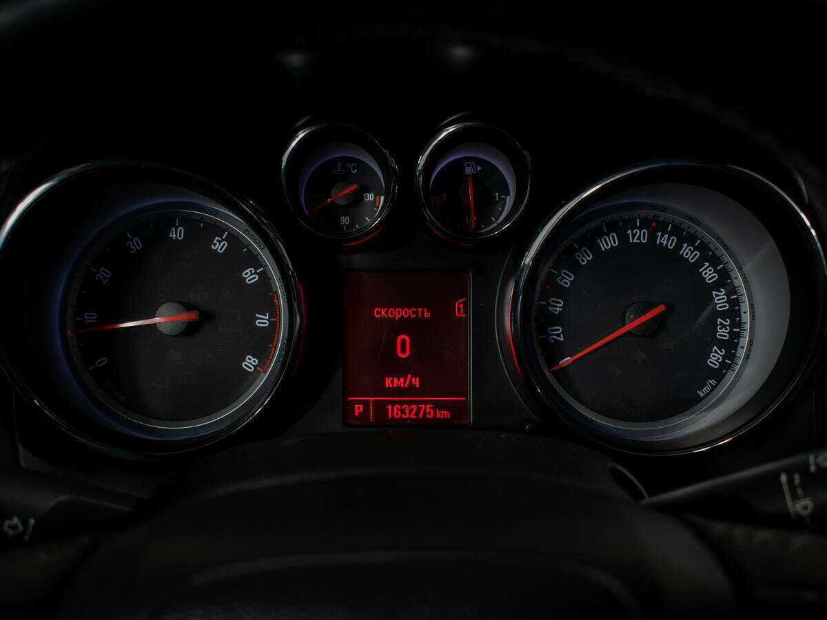 Опель Астра б/у, 2012, Автоматическая. Фото: #11