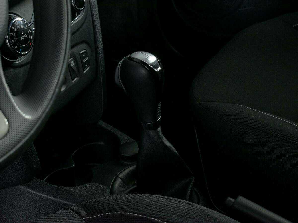 Рено Сандеро б/у, 2017, Автоматическая. Фото: #12