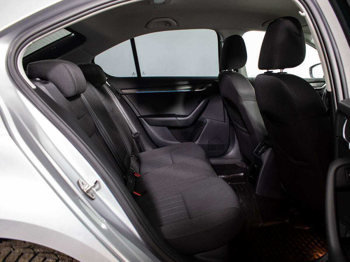 Шкода Октавия б/у, 2018, Роботизированная. Фото: #4