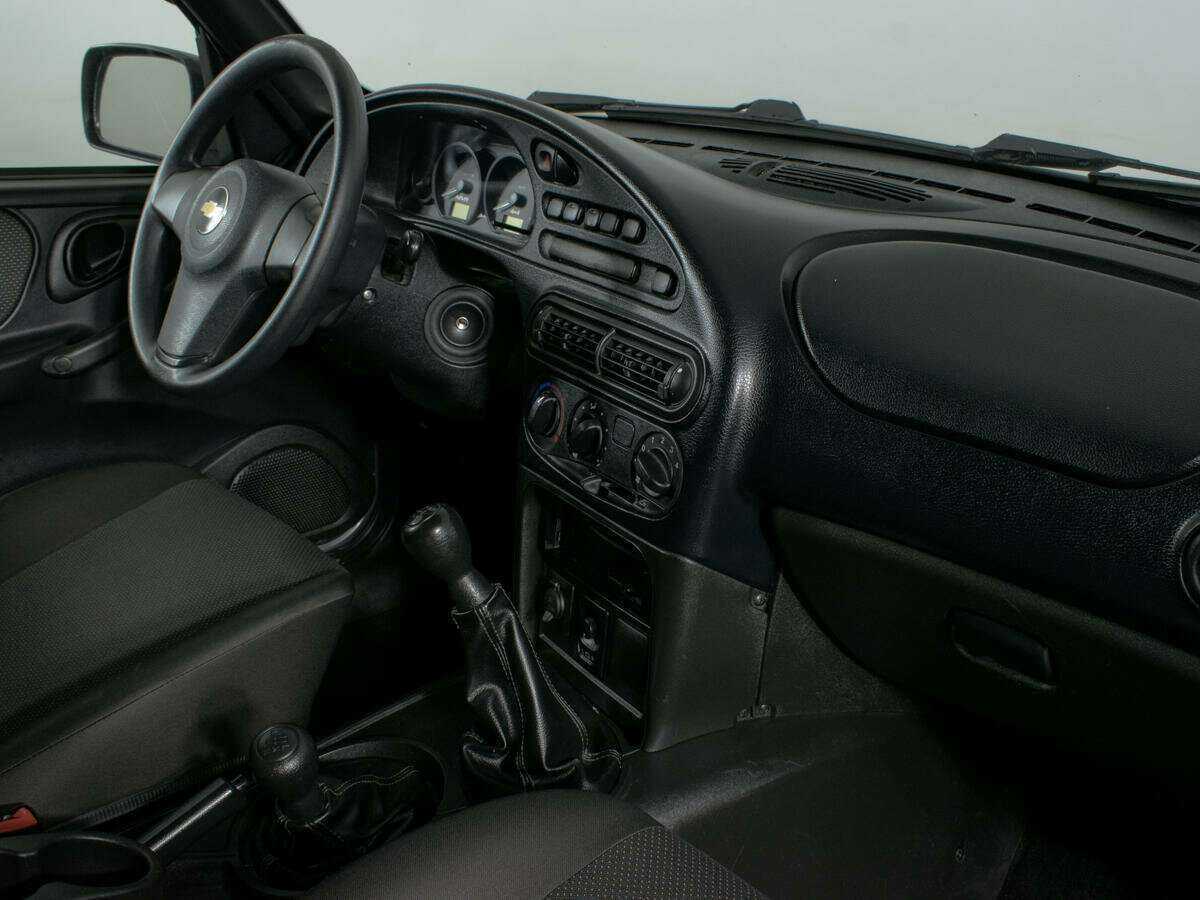 Шевроле Нива б/у, 2018, Механическая. Фото: #6