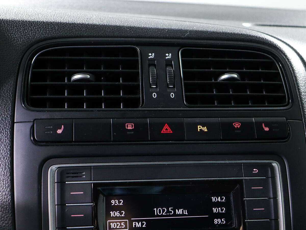 Фольксваген Поло б/у, 2016, Механическая. Фото: #11