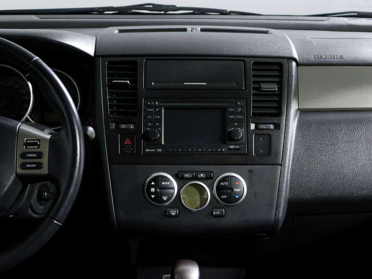 Ниссан Тиида б/у, 2012, Автоматическая. Фото: #12