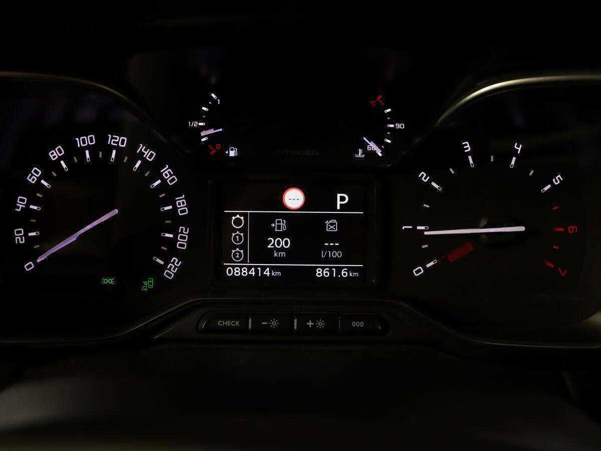 Ситроен Ц3 Эйркросс б/у, 2017, Автоматическая. Фото: #9