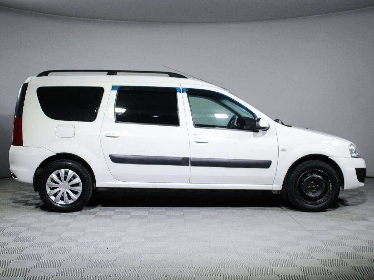 Лада (ВАЗ) Ларгус б/у, 2017, Механическая. Фото: #3