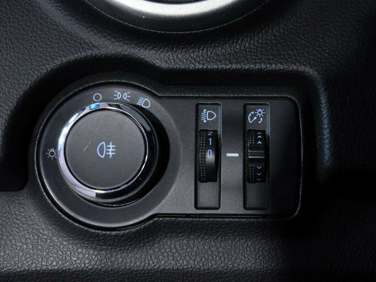 Шевроле Трэкер б/у, 2015, Механическая. Фото: #14