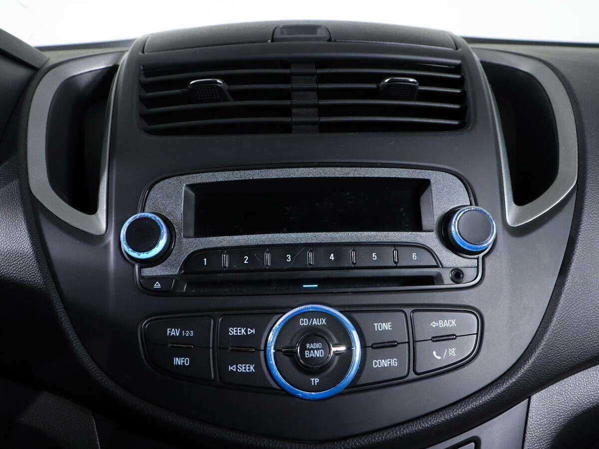 Шевроле Трэкер б/у, 2015, Механическая. Фото: #16