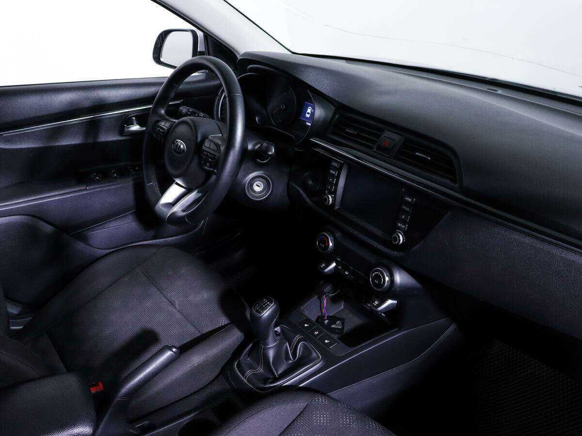 Киа Рио б/у, 2018, Механическая. Фото: #7