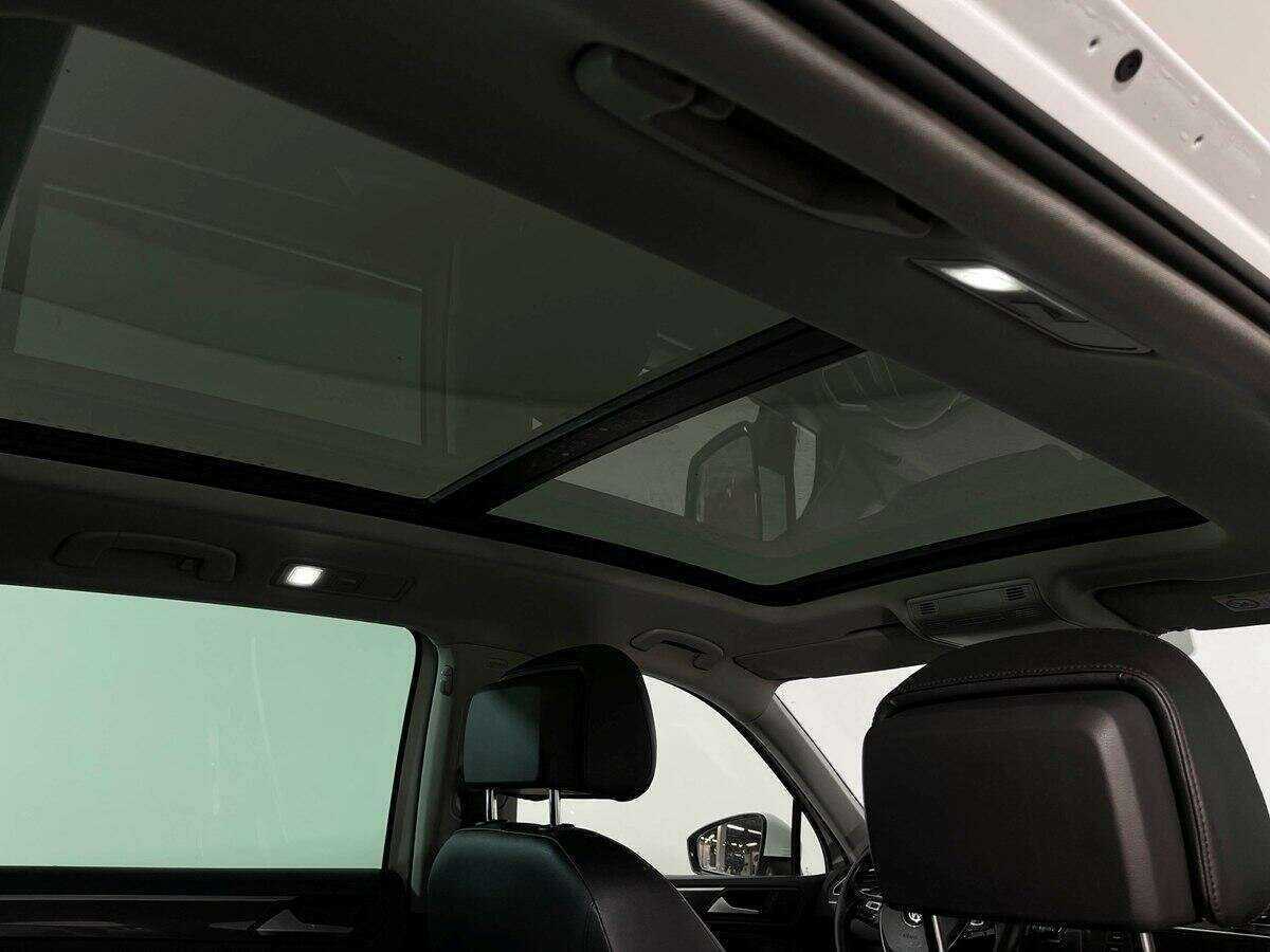 Фольксваген Тигуан б/у, 2018, Роботизированная. Фото: #12