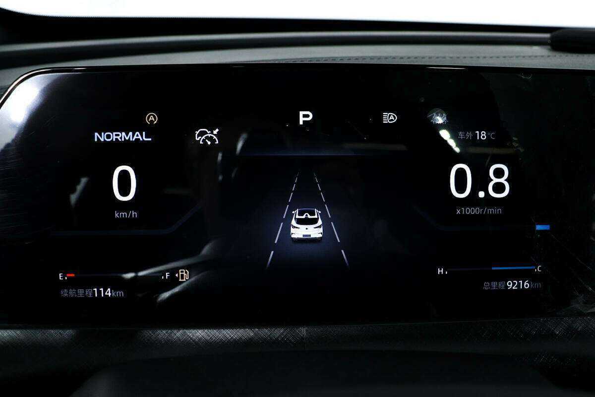 Чанган УНИ-Т б/у, 2022, Роботизированная. Фото: #9