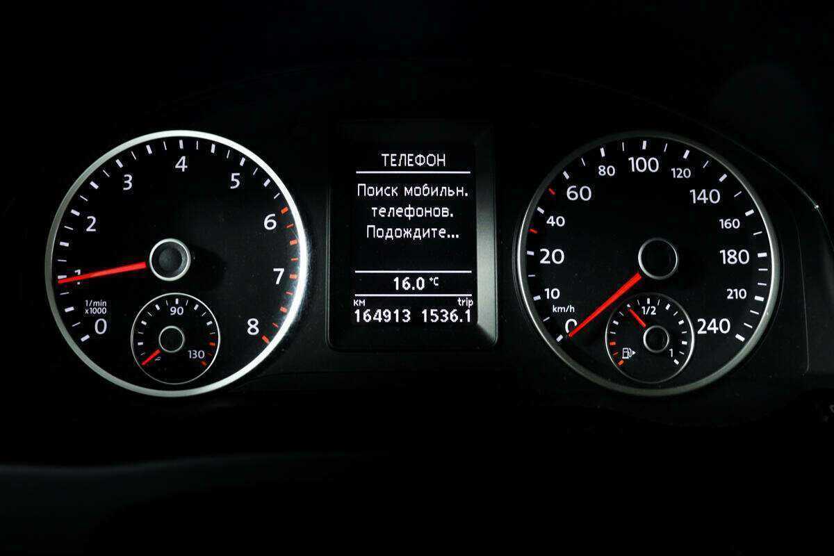 Фольксваген Тигуан б/у, 2013, Автоматическая. Фото: #9