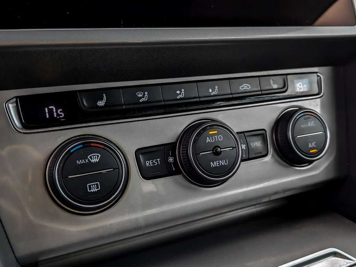 Фольксваген Пассат б/у, 2018, Роботизированная. Фото: #26