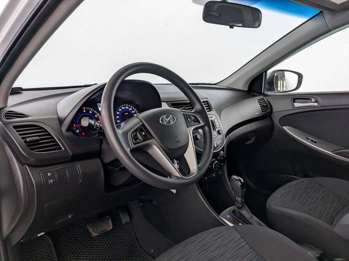 Хендай Солярис б/у, 2015, Автоматическая. Фото: #11