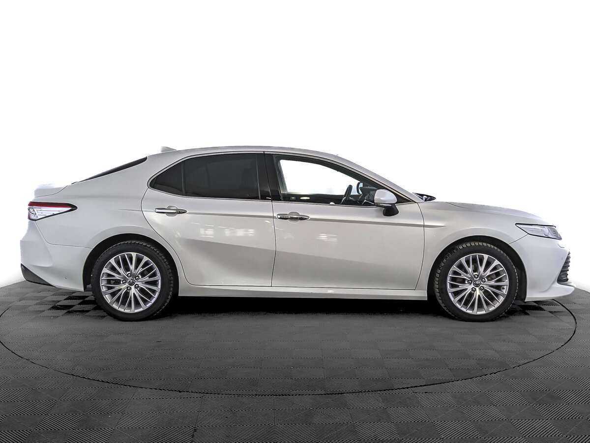 Тойота Камри б/у, 2019, Автоматическая. Фото: #3