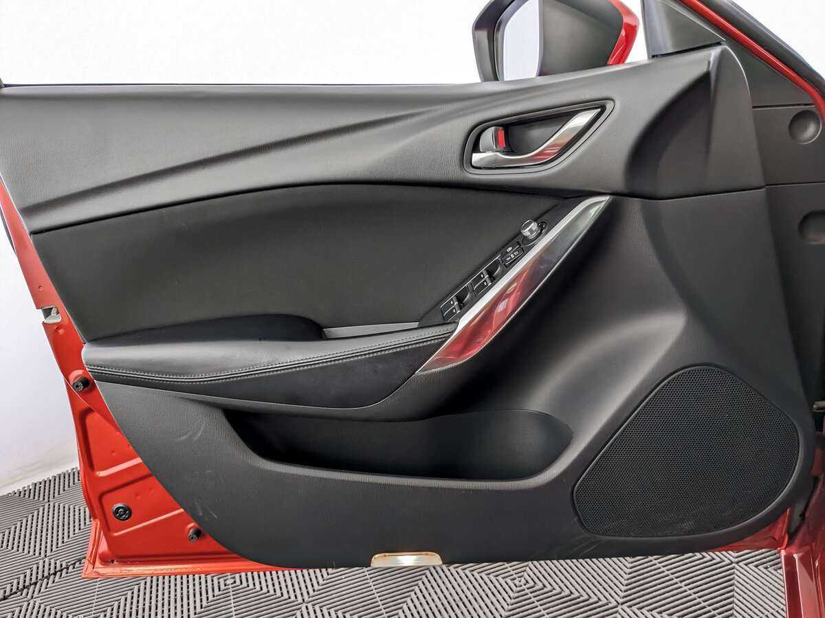 Мазда 6 б/у, 2018, Автоматическая. Фото: #18