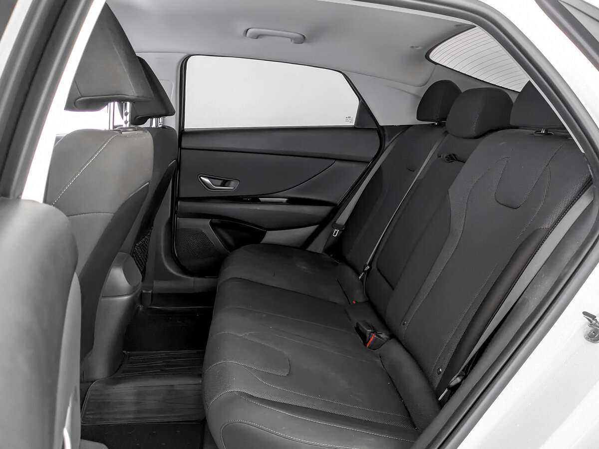 Хендай Елантра б/у, 2022, Автоматическая. Фото: #11