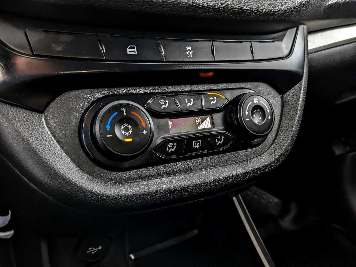 Лада (ВАЗ) Веста б/у, 2022, Вариатор. Фото: #19