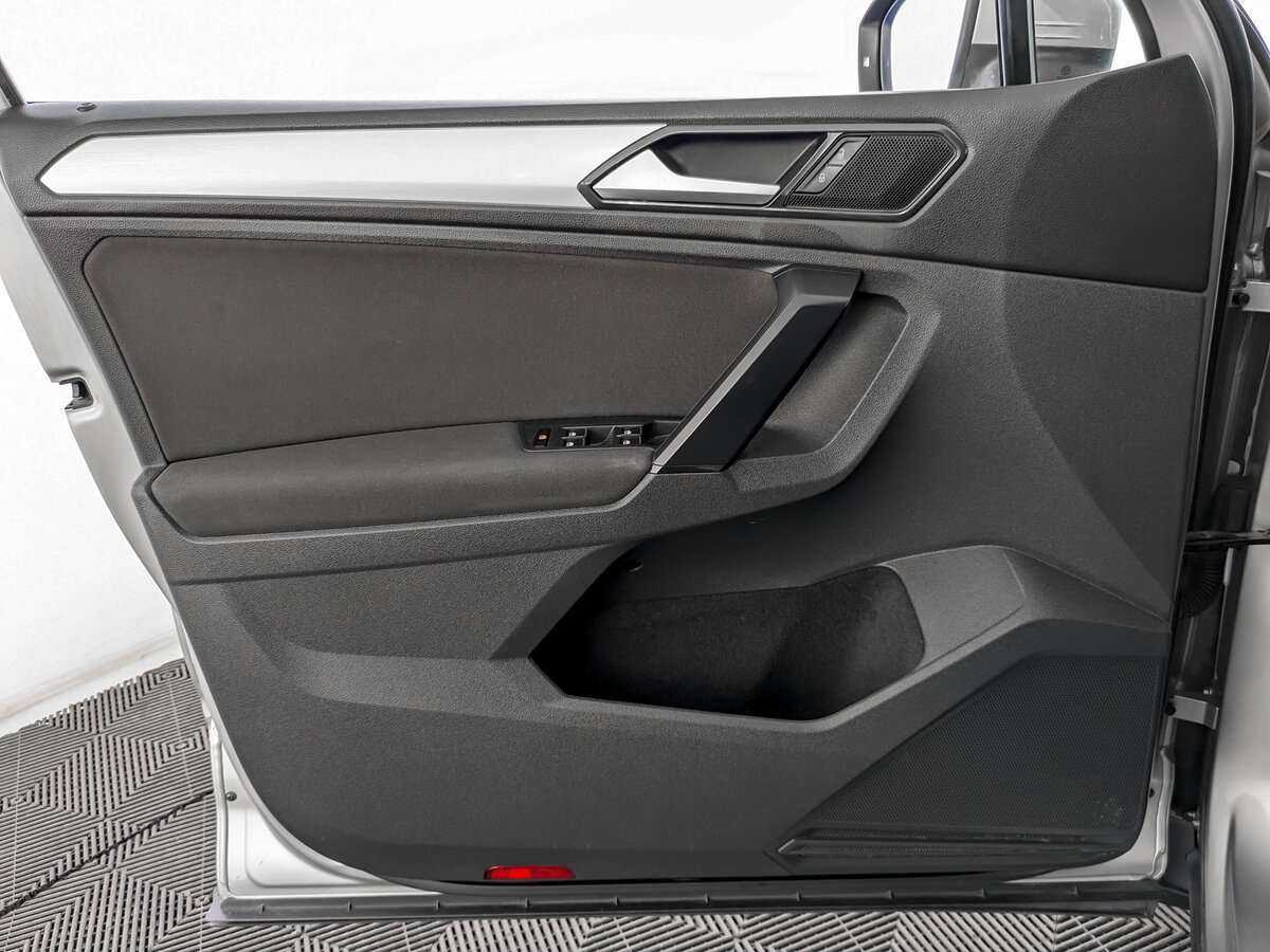 Фольксваген Тигуан б/у, 2017, Роботизированная. Фото: #14