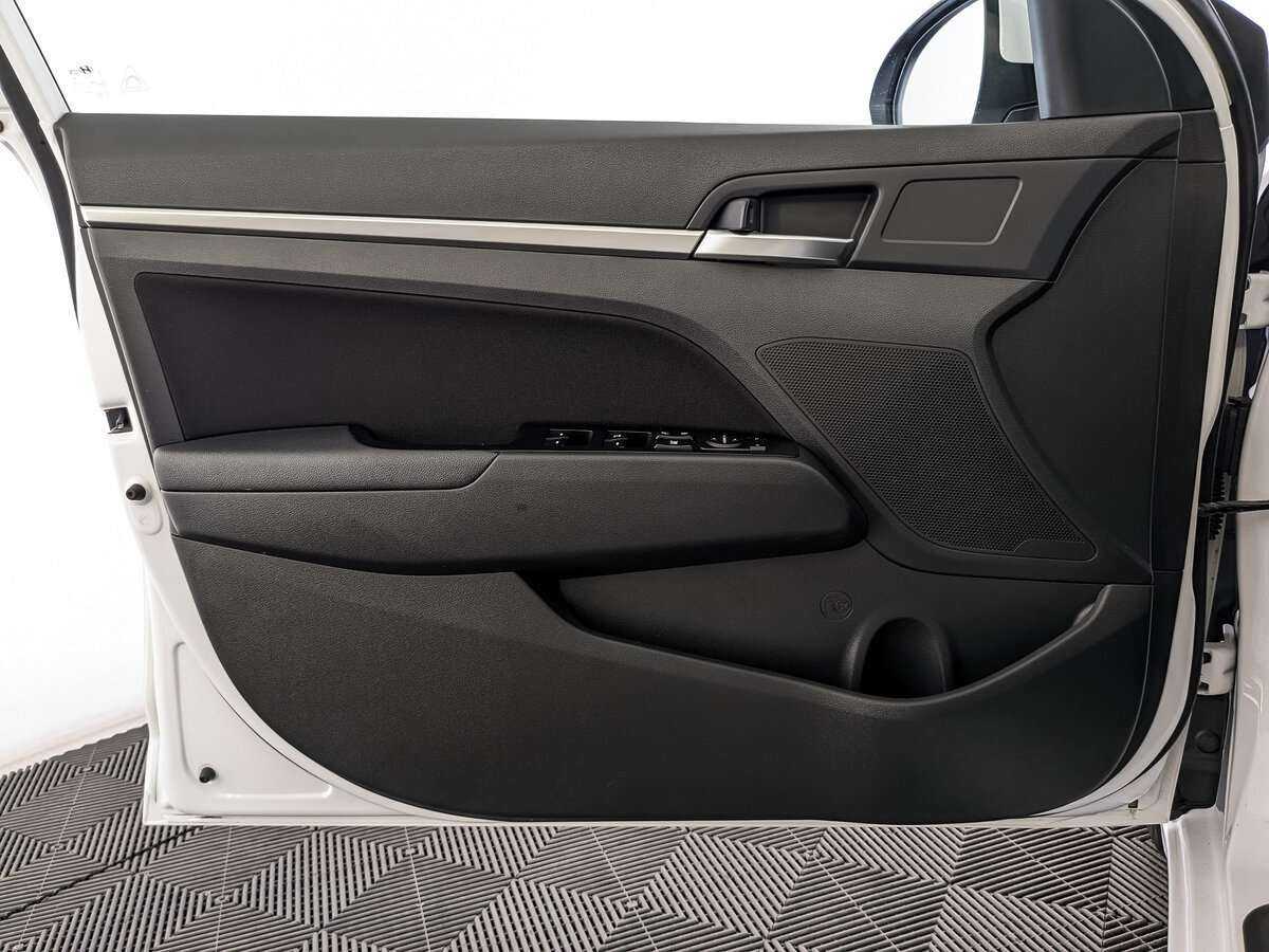 Хендай Елантра б/у, 2020, Автоматическая. Фото: #18