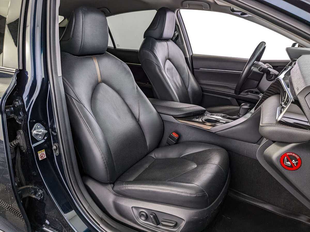 Тойота Камри б/у, 2018, Автоматическая. Фото: #19