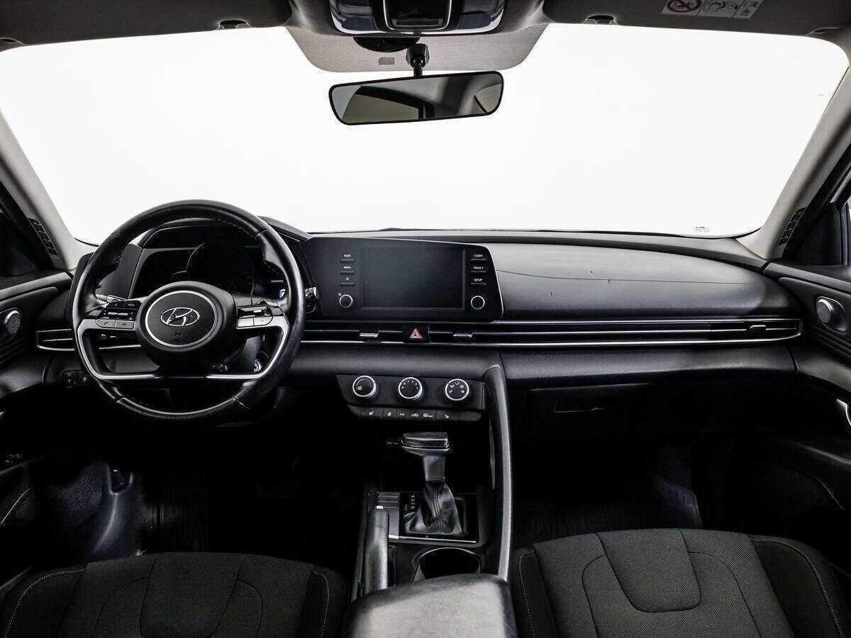 Хендай Елантра б/у, 2020, Автоматическая. Фото: #10