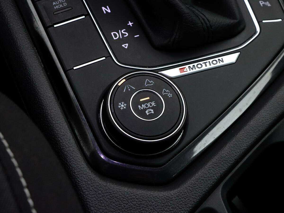 Фольксваген Тигуан б/у, 2018, Роботизированная. Фото: #15