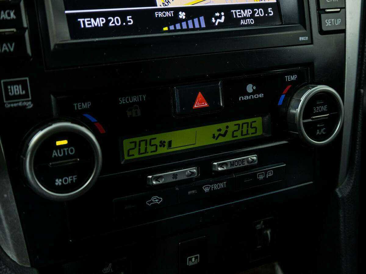 Тойота Камри б/у, 2013, Автоматическая. Фото: #15