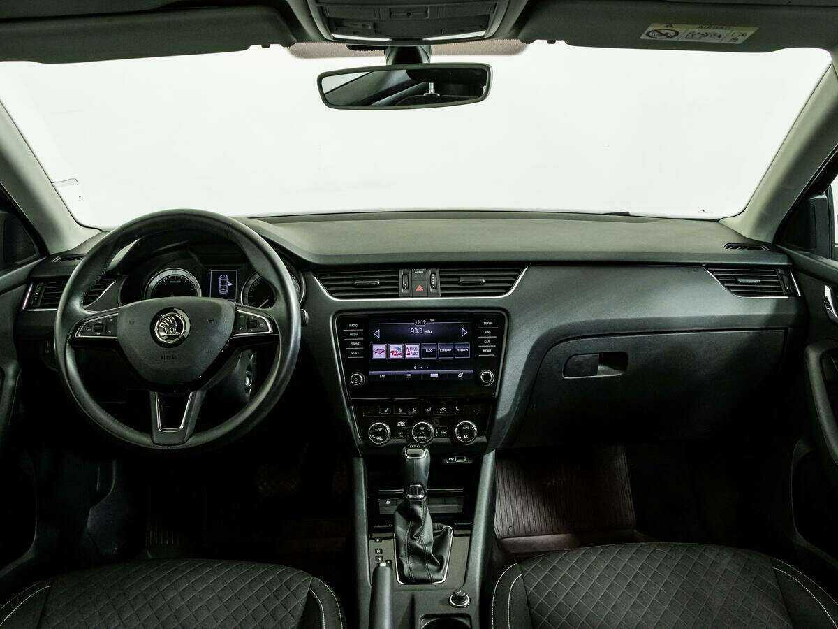 Шкода Октавия б/у, 2018, Роботизированная. Фото: #12