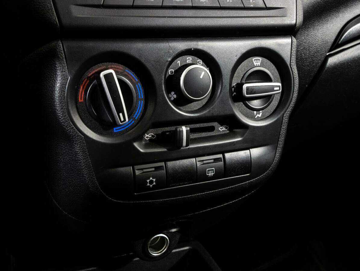 Лада (ВАЗ) Гранта б/у, 2022, Механическая. Фото: #12