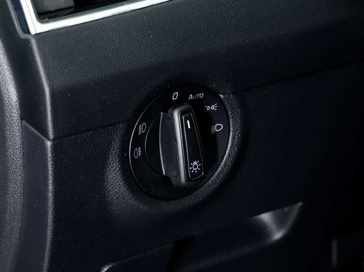 Шкода Октавия б/у, 2019, Роботизированная. Фото: #20