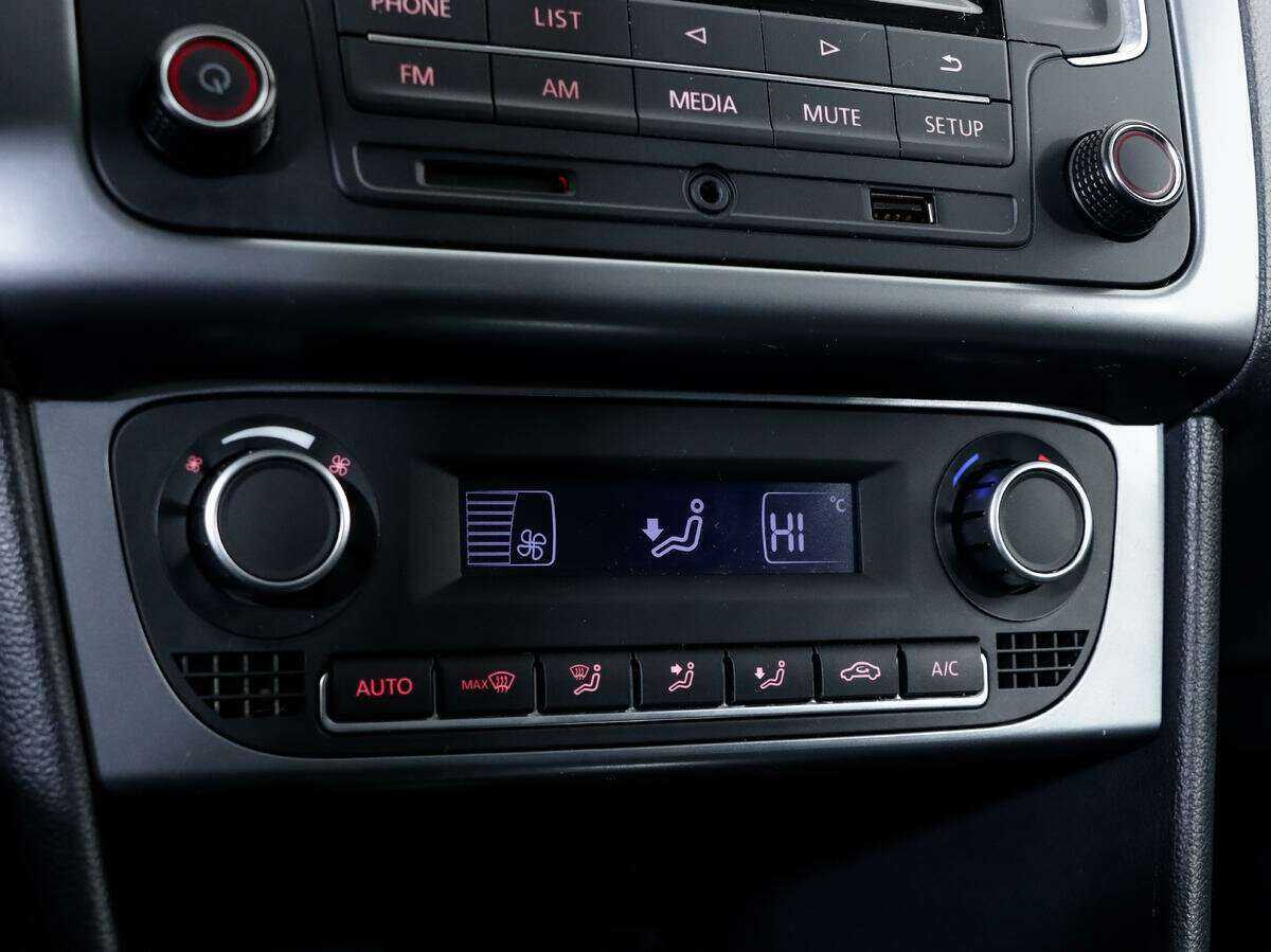 Фольксваген Поло б/у, 2016, Механическая. Фото: #17