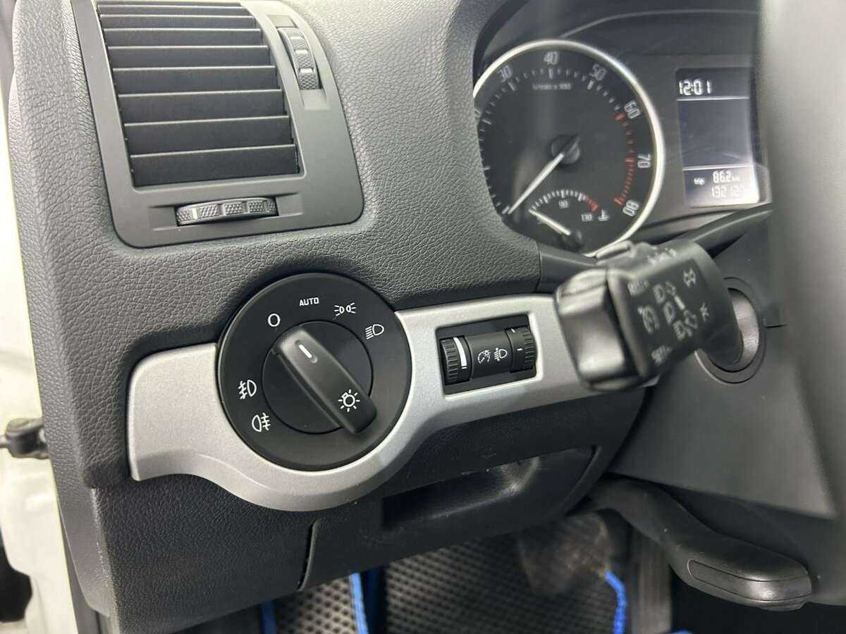 Шкода Октавия б/у, 2012, Автоматическая. Фото: #8