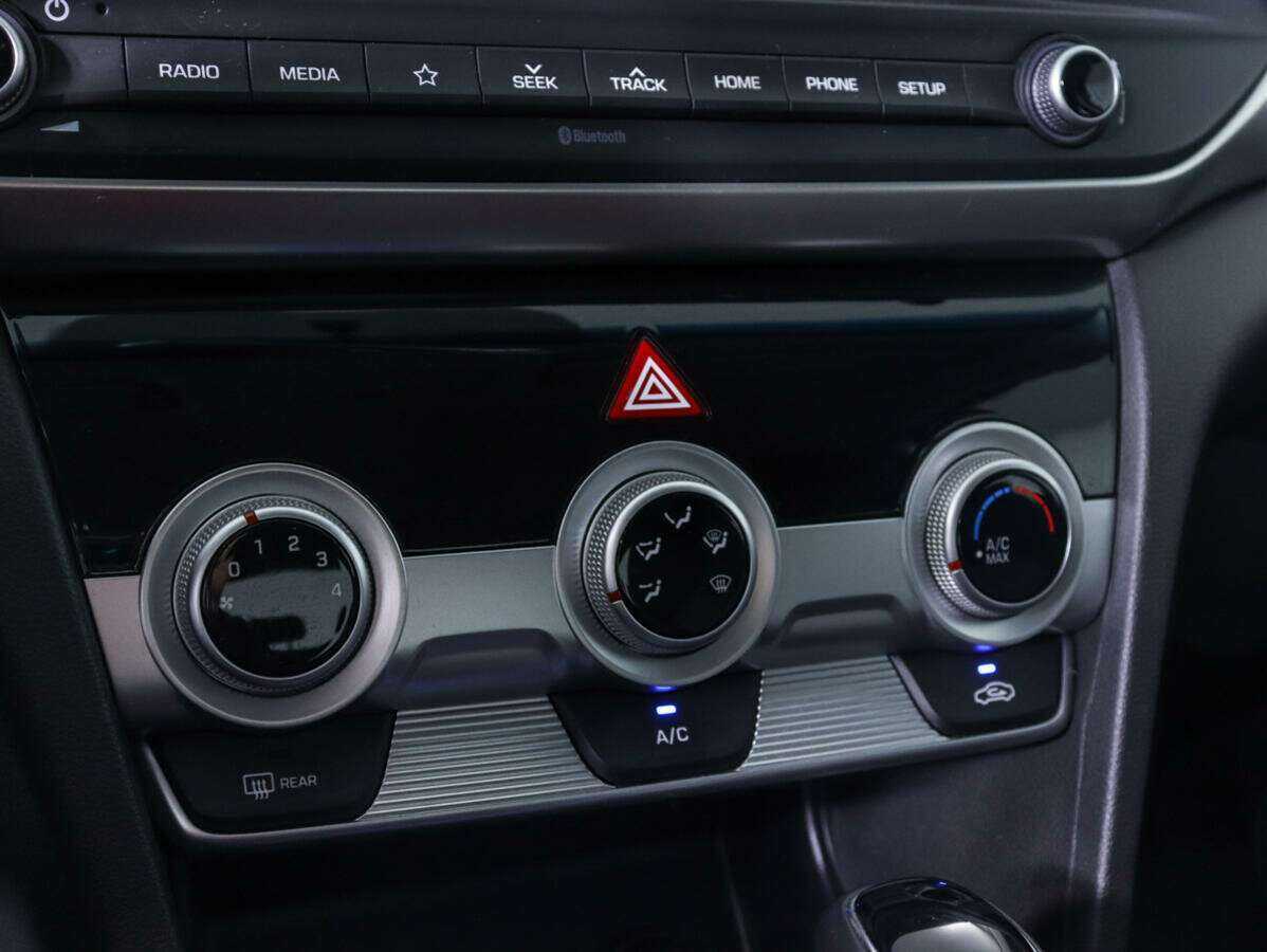 Хендай Елантра б/у, 2020, Автоматическая. Фото: #9