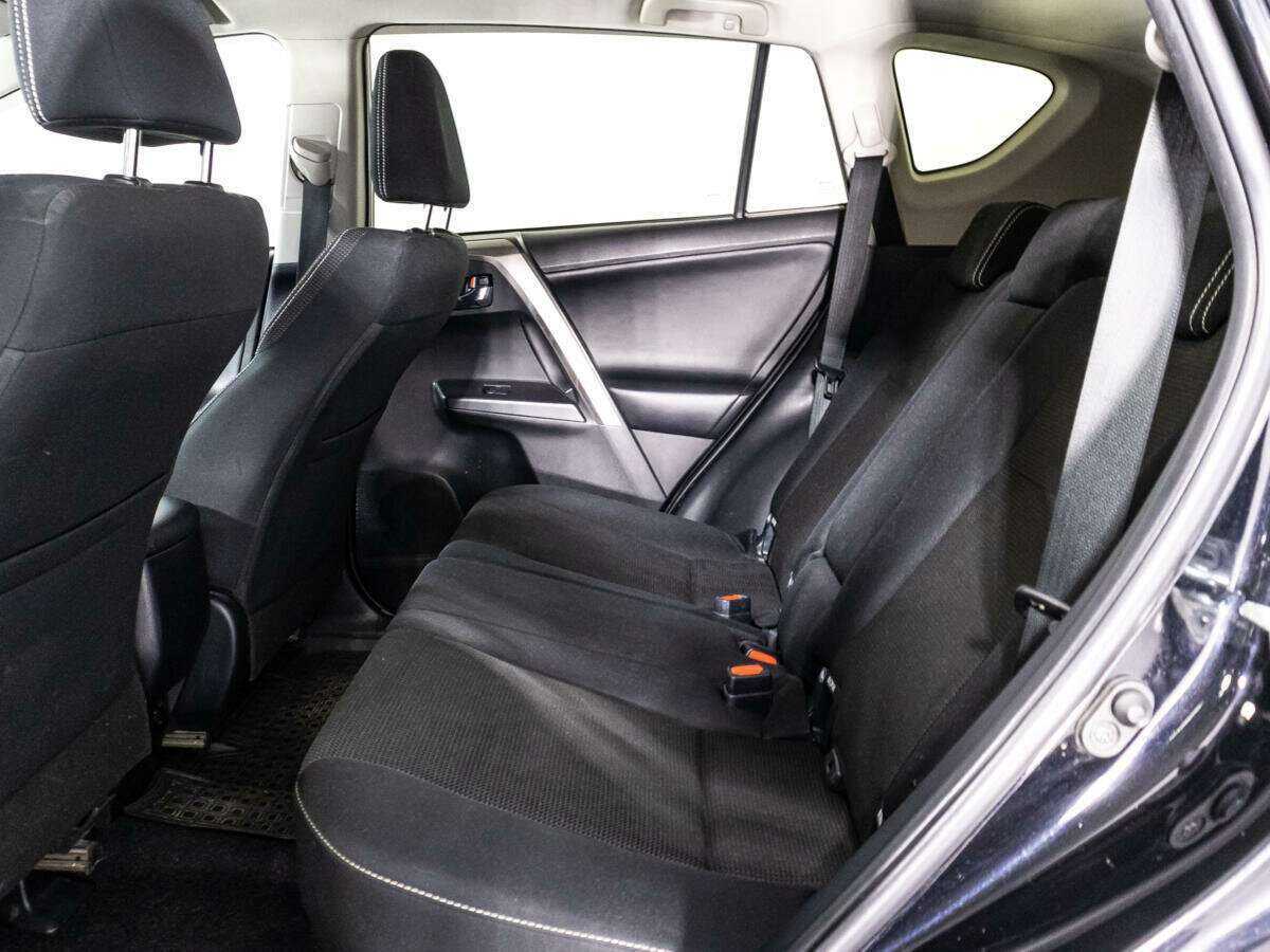 Тойота Рав4 б/у, 2018, Автоматическая. Фото: #9