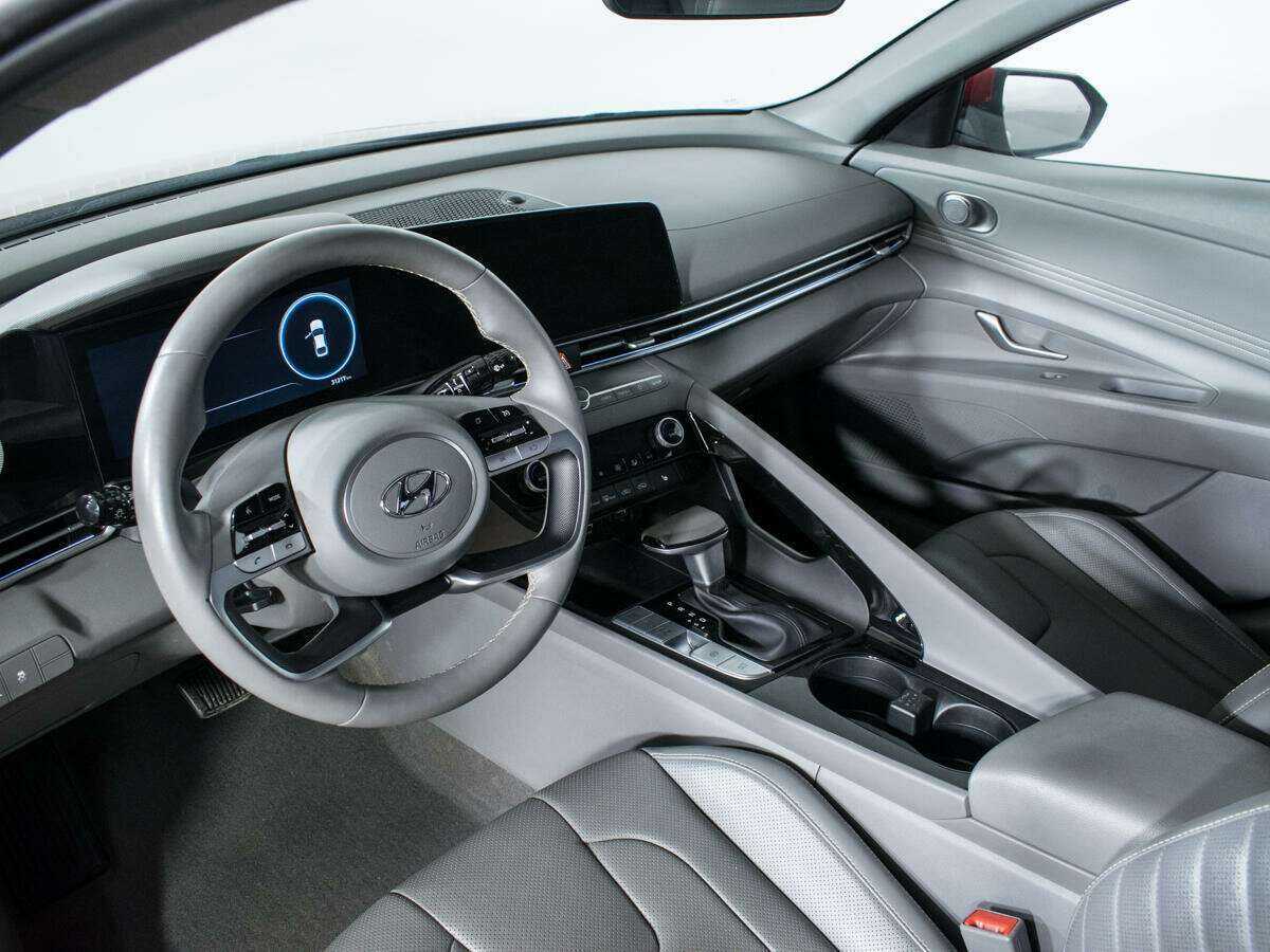 Хендай Елантра б/у, 2021, Автоматическая. Фото: #12