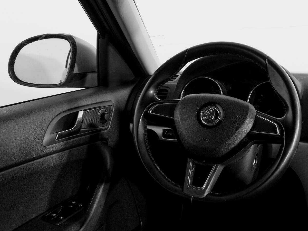 Шкода Йети б/у, 2015, Роботизированная. Фото: #13